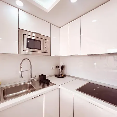 Daire Ocean View! Parque Americas! Heated Pool, Ac! La05