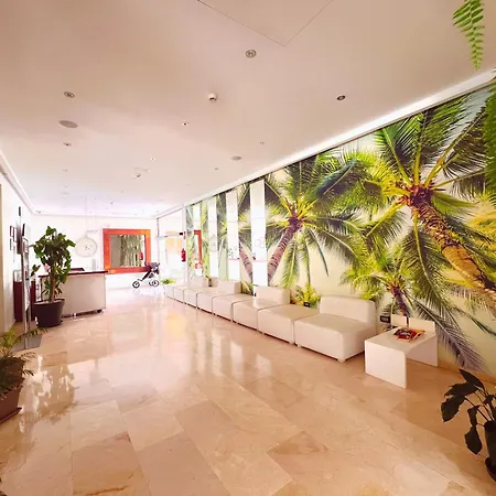 Ocean View! Parque Americas! Heated Pool, Ac! La05 דירה *