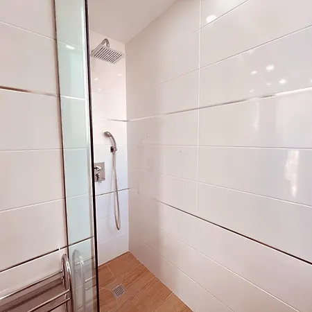 Ocean View! Parque Americas! Heated Pool, Ac! La05 דירה