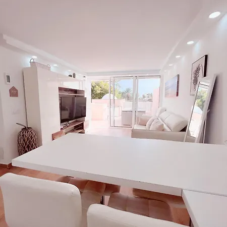 דירה Ocean View! Parque Americas! Heated Pool, Ac! La05