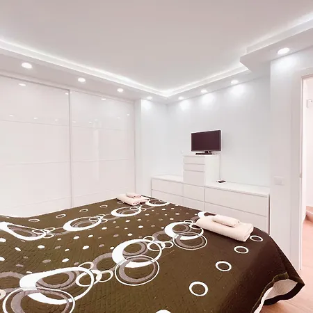 Ocean View! Parque Americas! Heated Pool, Ac! La05 *