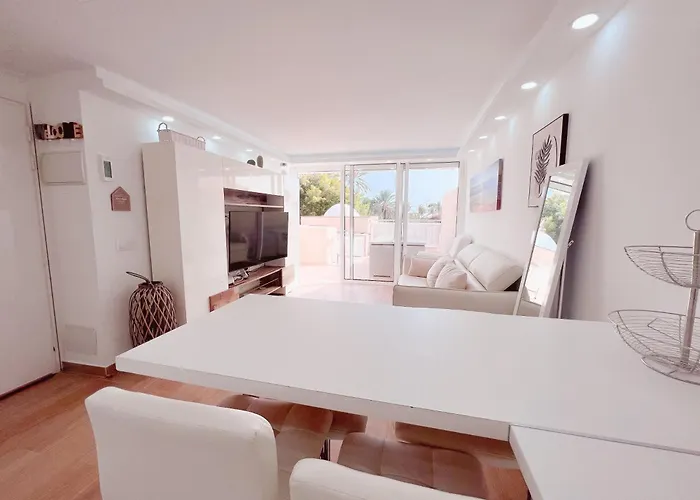 Apartment Ocean View! Parque Americas! Heated Pool, Ac! La05